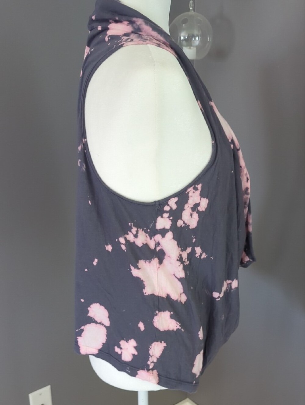 Splendid Charcoal and Pink Tie-Dye Tank With Draped Front - Picture 4 of 8